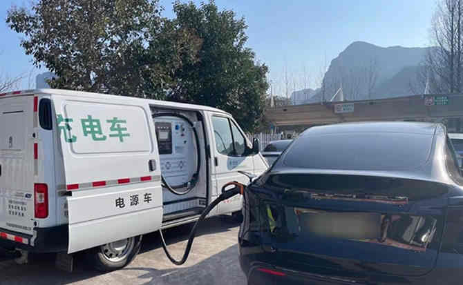 泗洪汽车搭电